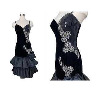 Size S | Vintage 1980s 80s Sleeveless Velvet Sequin Flamenco Party Dress